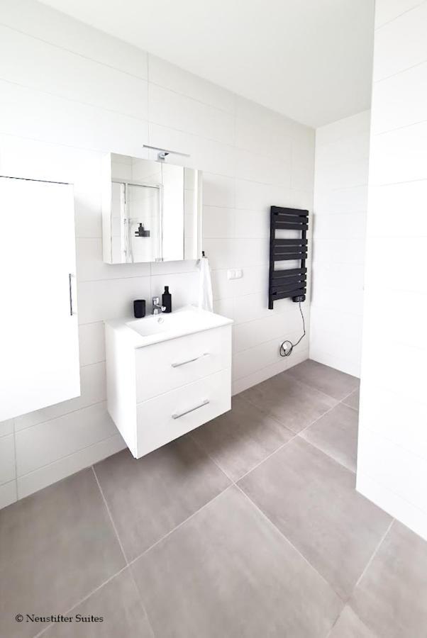 Friendship Suite Moerbisch Am See Exterior photo